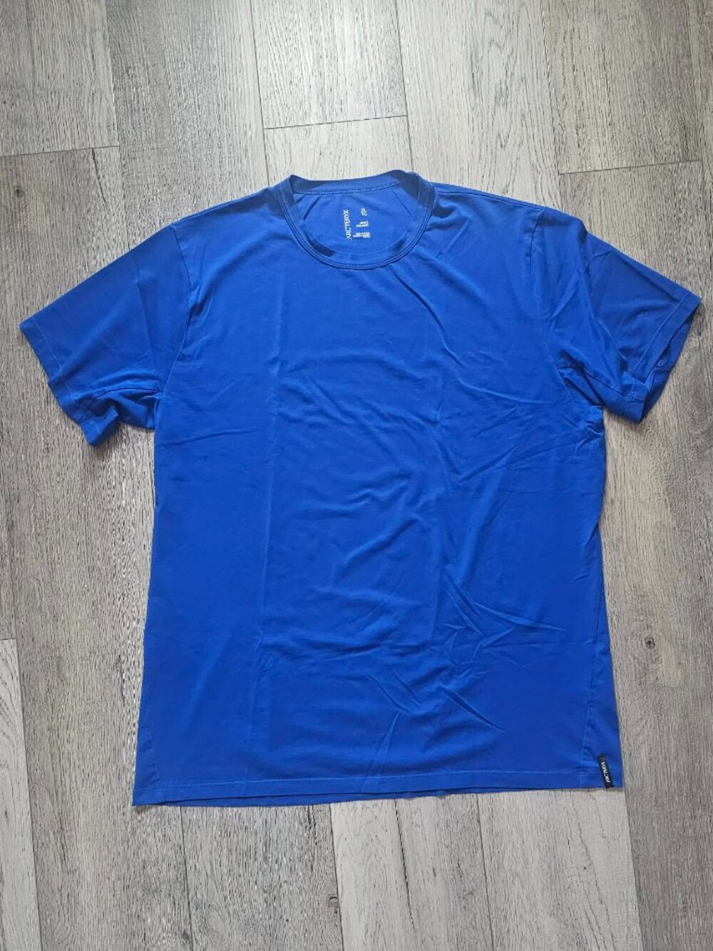 Premium Arc´teryx Men´s Captive Cobalt Blue Short Sleeve T-Shirt Size XL